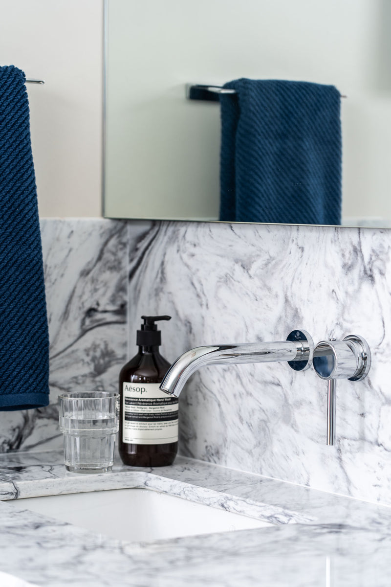 Pearl BAKER Wall-Mount Lav. Faucet w. Push Drain Chrome GBF836