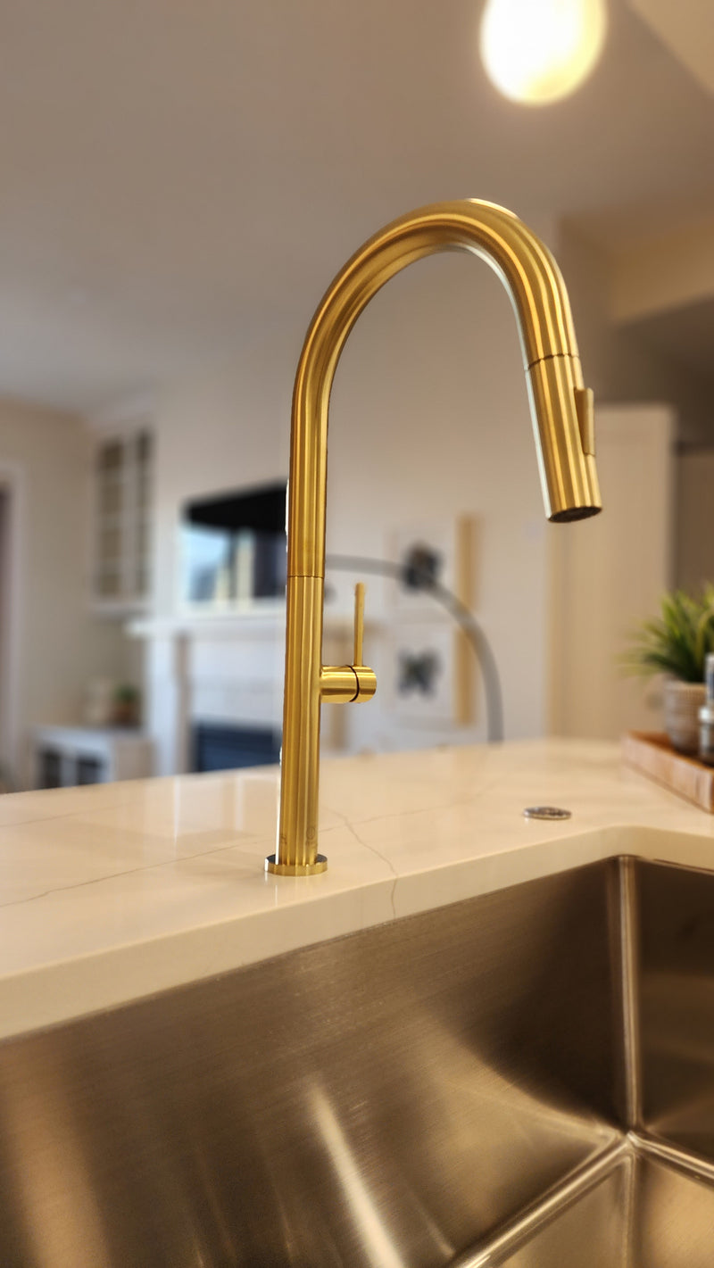 Pearl LENNOX II Pull-Down Dual Spray Kitchen Faucet Ferreira Gold GBF816B-FG